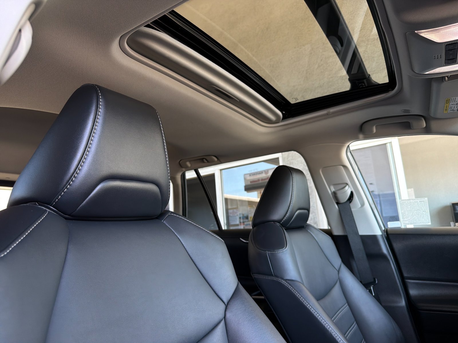 Used 2023 Toyota RAV4 XLE Premium FWD image 16