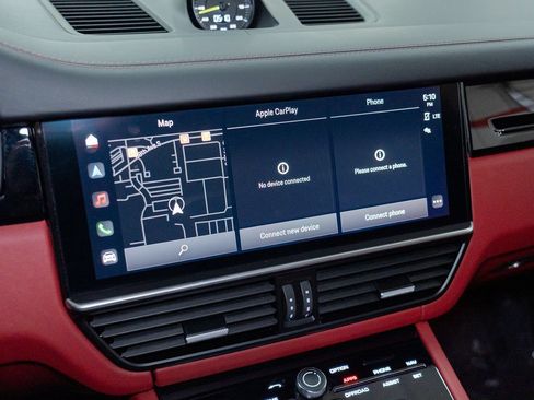 Used 2022 Porsche Cayenne E-Hybrid AWD/4WD image 46