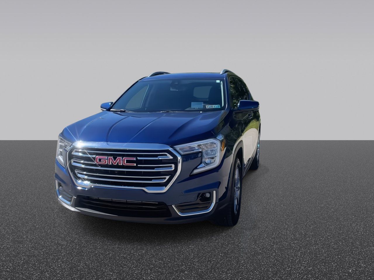 Used 2022 GMC Terrain SLT w/ Tech Package AWD/4WD image 4