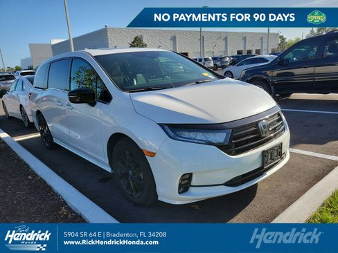 Used 2023 Honda Odyssey Sport image 1