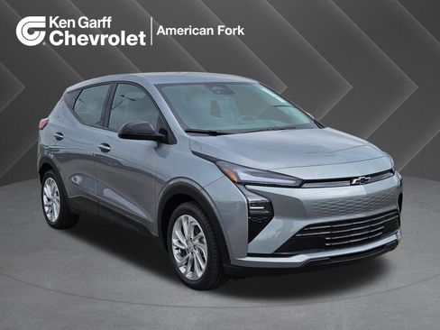 New 2027 Chevrolet Bolt LT w/ Comfort Package FWD image 1