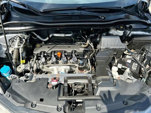 Used 2019 Honda HR-V LX image 27