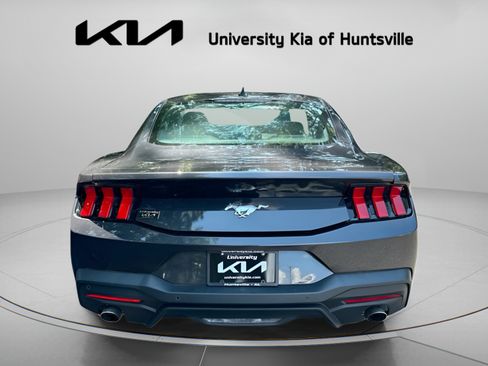 Used 2024 Ford Mustang Coupe RWD image 7