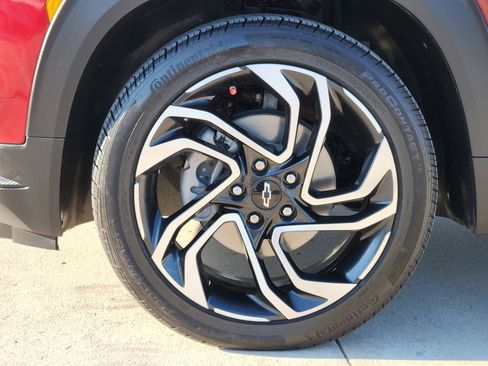 Used 2025 Chevrolet TrailBlazer RS w/ Convenience Package FWD image 10