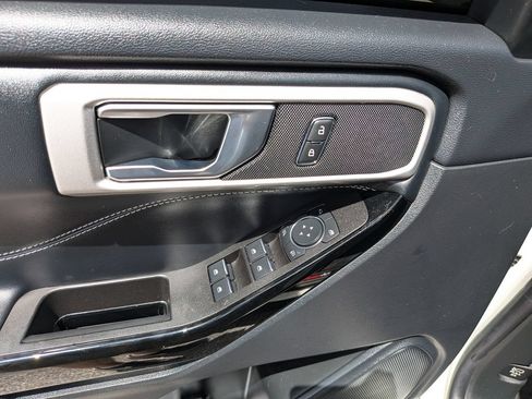 Used 2022 Ford Explorer ST AWD/4WD image 22