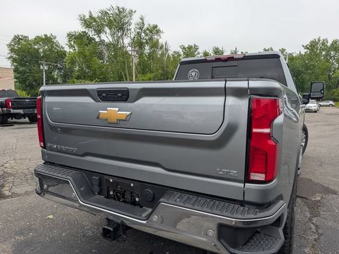 Used 2025 Chevrolet Silverado 2500 LTZ w/ LTZ Plus Package AWD/4WD image 8