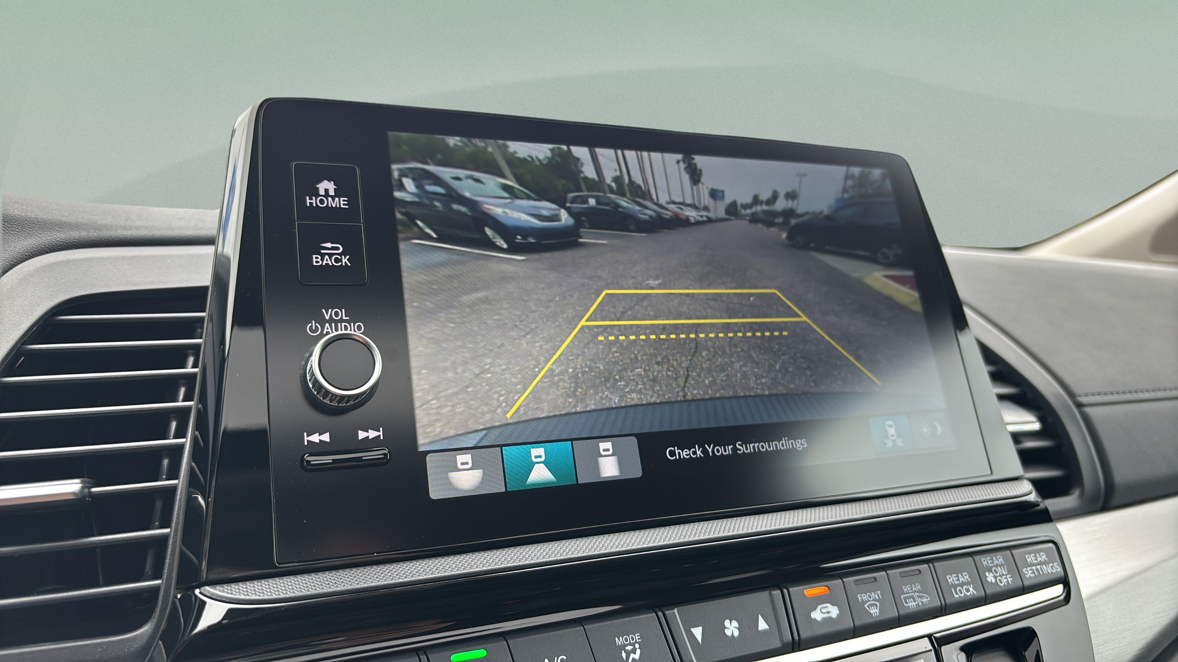 Certified 2026 Honda Odyssey EX-L image 9
