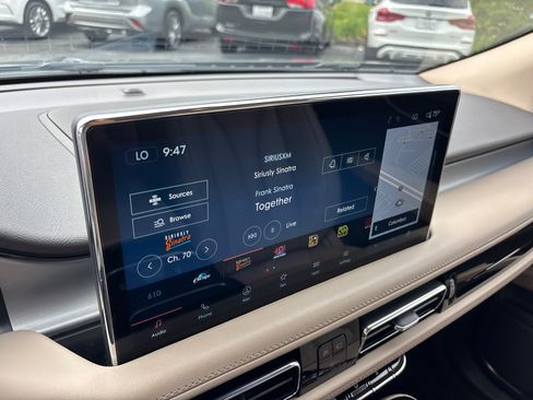Certified 2023 Lincoln Nautilus AWD w/ Premium Package image 19