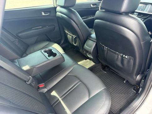 Used 2020 Kia Optima SE FWD image 12