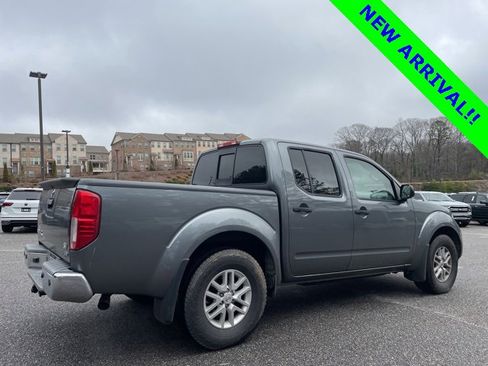Used 2017 Nissan Frontier SV w/ SV Value Truck Package image 2
