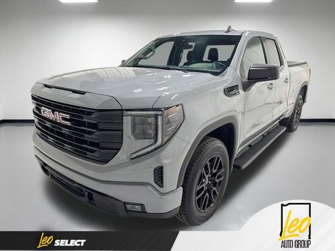 Used 2024 GMC Sierra 1500 Elevation AWD/4WD image 1