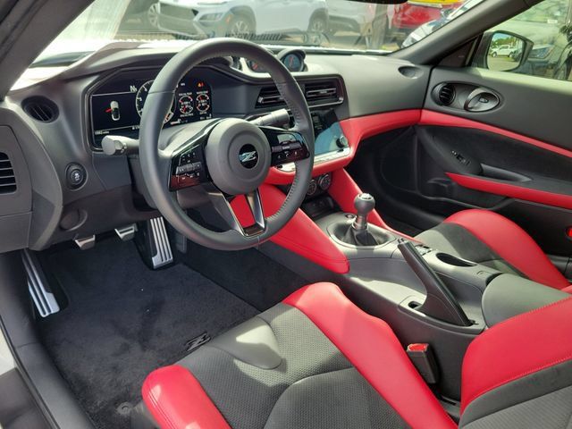 Used 2026 Nissan Z Performance w/ Floor Mat Package RWD image 15