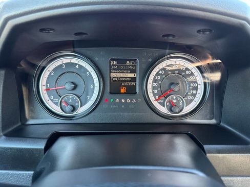 Used 2019 RAM 1500 Classic SLT image 31