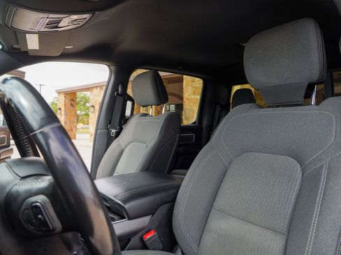 Used 2021 RAM 1500 Big Horn RWD image 7