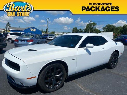 Used 2016 Dodge Challenger R/T Plus RWD image 3