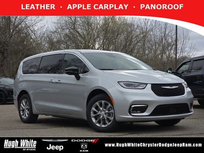 New 2026 Chrysler Pacifica Limited