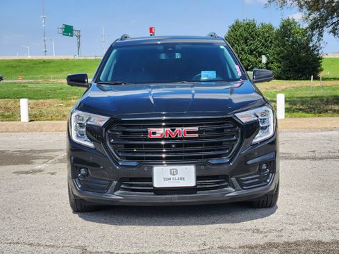Certified 2023 GMC Terrain SLT w/ Tech Package image 2