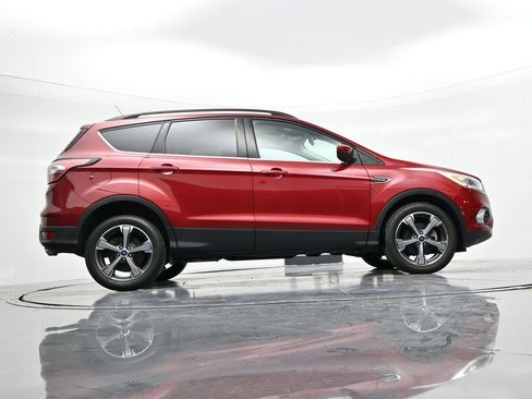 Used 2018 Ford Escape SEL image 21