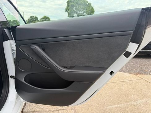 Used 2023 Tesla Model 3 Standard Range RWD image 18