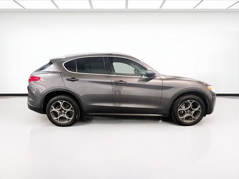 Used 2018 Alfa Romeo Stelvio Ti image 24