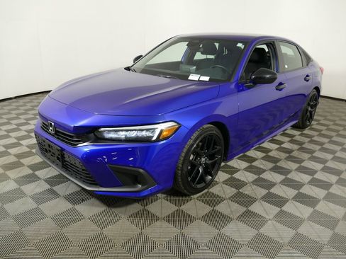 Used 2024 Honda Civic Sport image 7