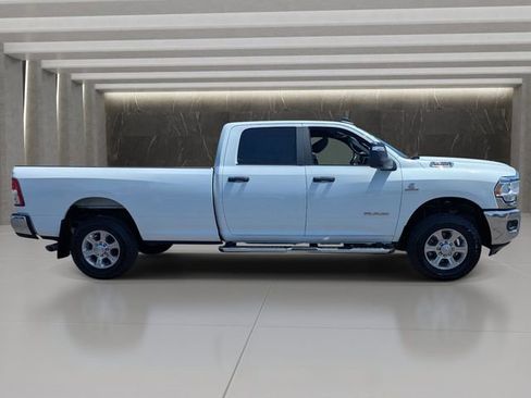Used 2024 RAM 3500 Big Horn AWD/4WD image 7