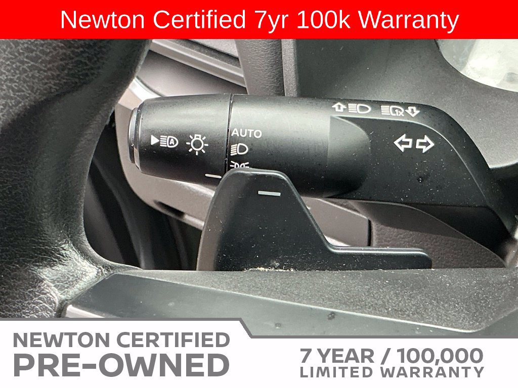 Used 2024 Nissan Rogue S AWD/4WD image 30