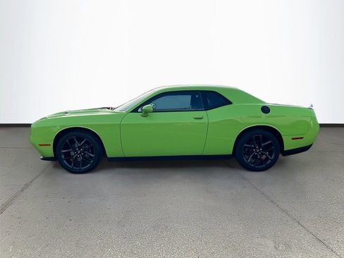 Certified 2019 Dodge Challenger SXT w/ Blacktop Package image 4