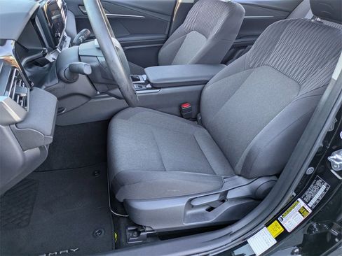 Used 2025 Toyota Camry LE image 14