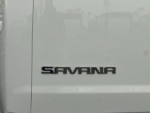New 2025 GMC Savana 3500 w/ Driver Convenience Package RWD image 24