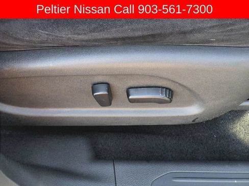 Used 2021 Nissan Murano SV FWD image 14