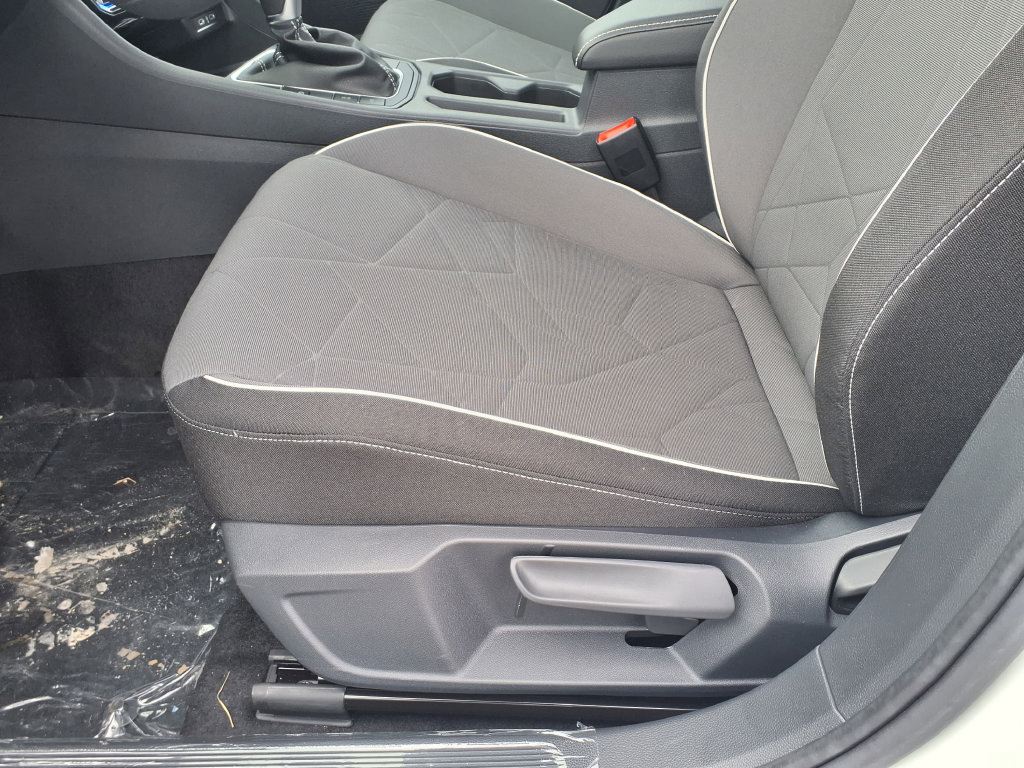 Used 2026 Volkswagen Jetta Sport FWD image 52