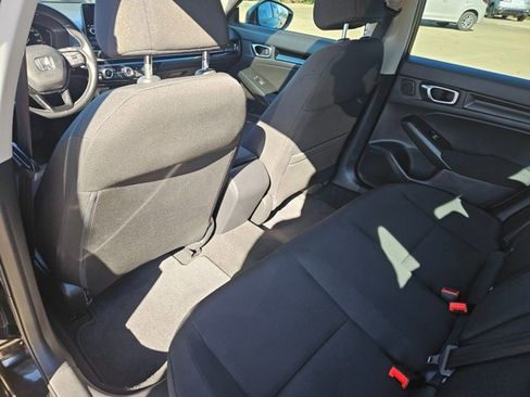 Certified 2022 Honda Civic EX image 11