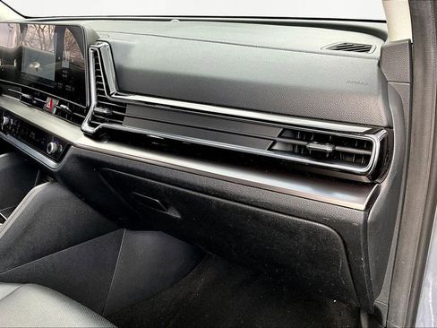 Used 2023 Kia Sportage EX image 20