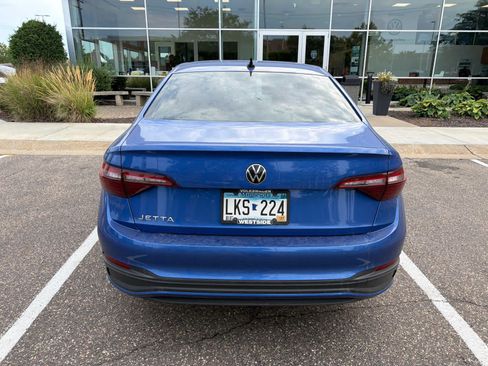 Used 2023 Volkswagen Jetta Sport FWD image 3