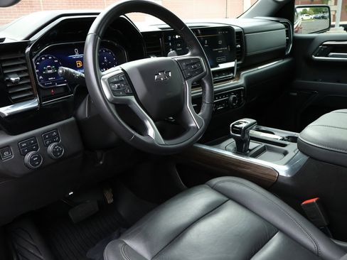 Used 2023 Chevrolet Silverado 1500 RST w/ All Star Edition Plus AWD/4WD image 3
