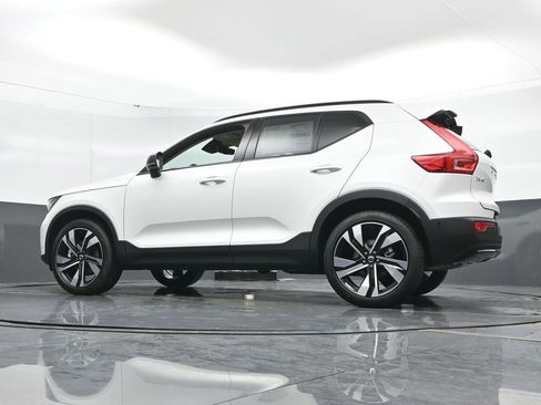 New 2026 Volvo XC40 B5 Ultra w/ Climate Package AWD/4WD image 45