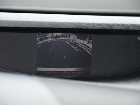 Used 2011 Toyota Venza AWD w/ Convenience Pkg image 34