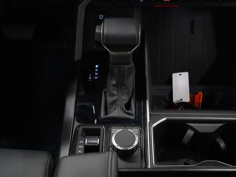 Used 2025 Toyota Tundra SR5 image 18