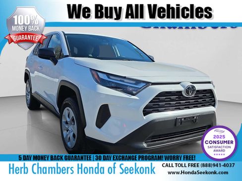 Used 2024 Toyota RAV4 LE AWD/4WD image 1