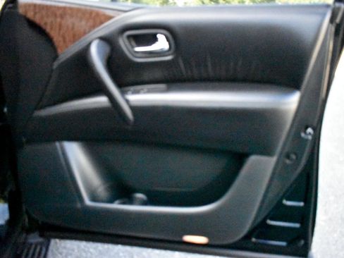 Used 2019 Nissan Armada Platinum w/ Cargo Package image 38