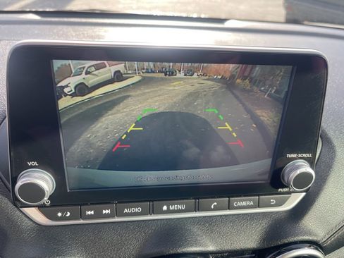 Certified 2023 Nissan Sentra SV image 13