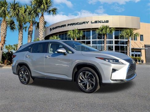 Used 2018 Lexus RX 350L FWD image 2