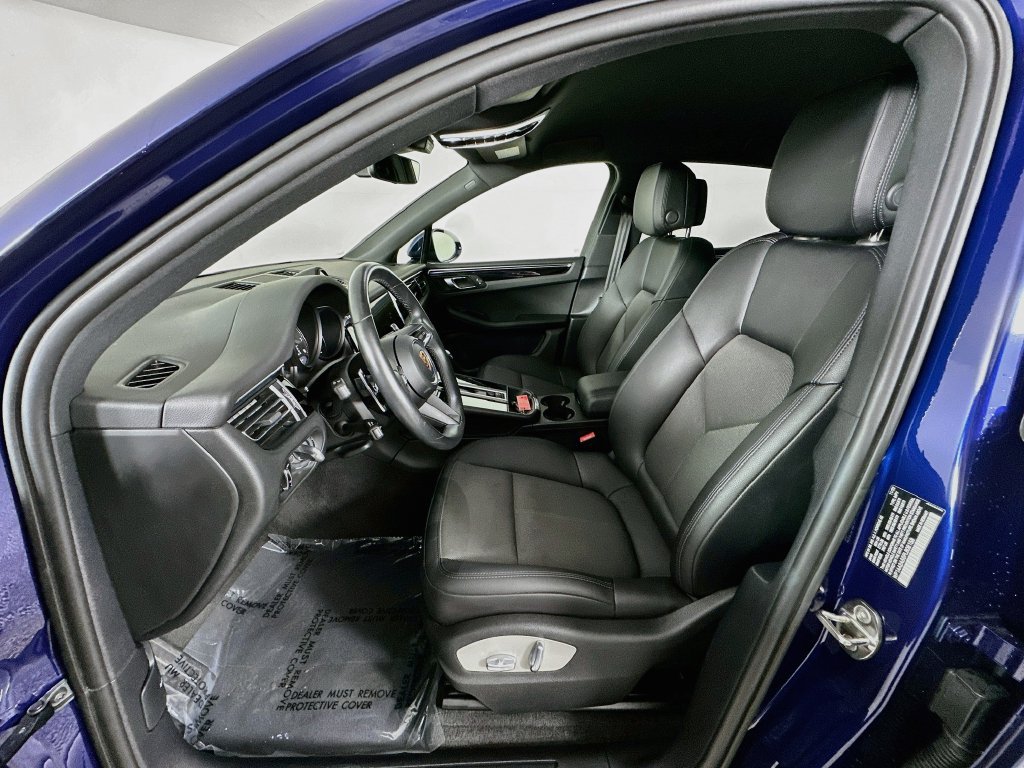 Used 2023 Porsche Macan AWD/4WD image 20