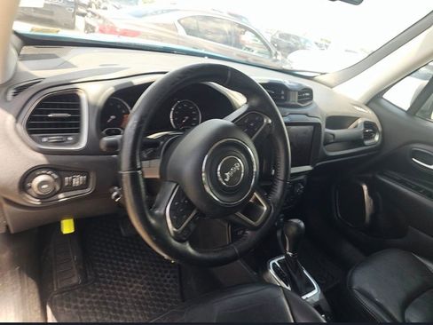 Used 2021 Jeep Renegade Limited AWD/4WD image 8