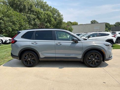 Used 2026 Honda CR-V Sport Touring image 7