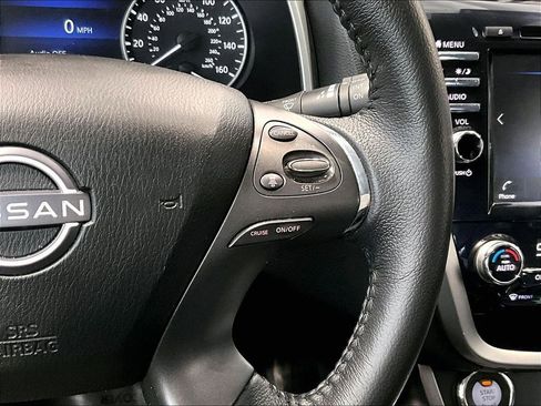 Used 2023 Nissan Murano SV w/ SV Midnight Edition Package image 16