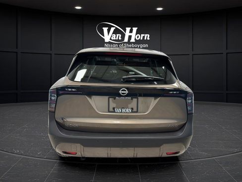 Used 2025 Nissan Kicks S image 4