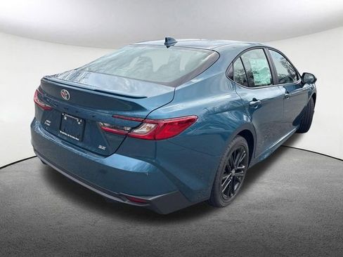 New 2026 Toyota Camry SE image 11
