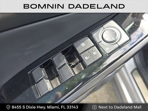 Used 2023 Lexus IS 300 300 image 15